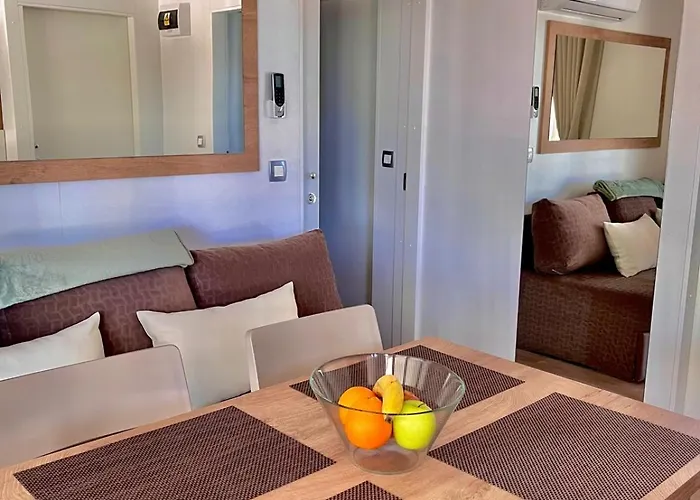 Mobile Ek Estrada Camping Biograd Na Moru